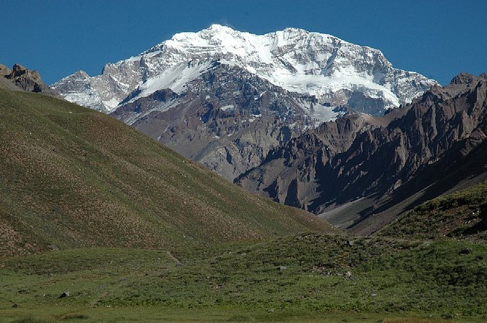 10.01.2009 Aconcagua v ozadju