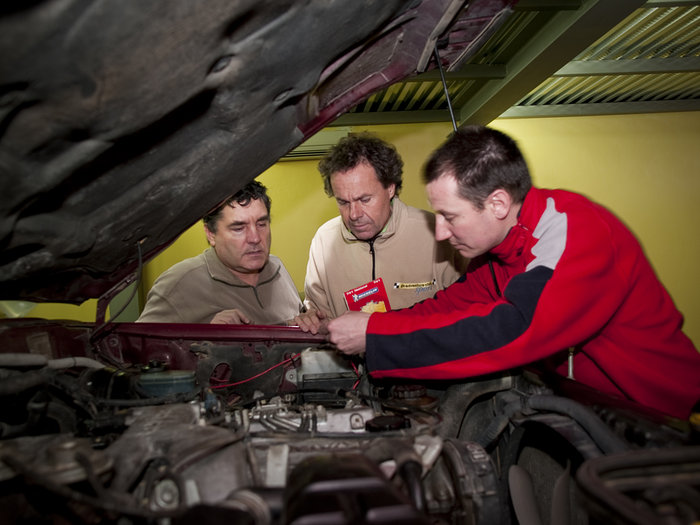 09.01.2010 Priprave na dirko -<br>Z elektriko nekaj ne štima